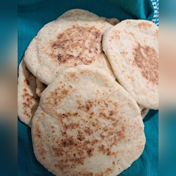 LIKE THIS LISTING TO BE NOTIFIED OF FUTURE SHOWS - Picture 8 of 16